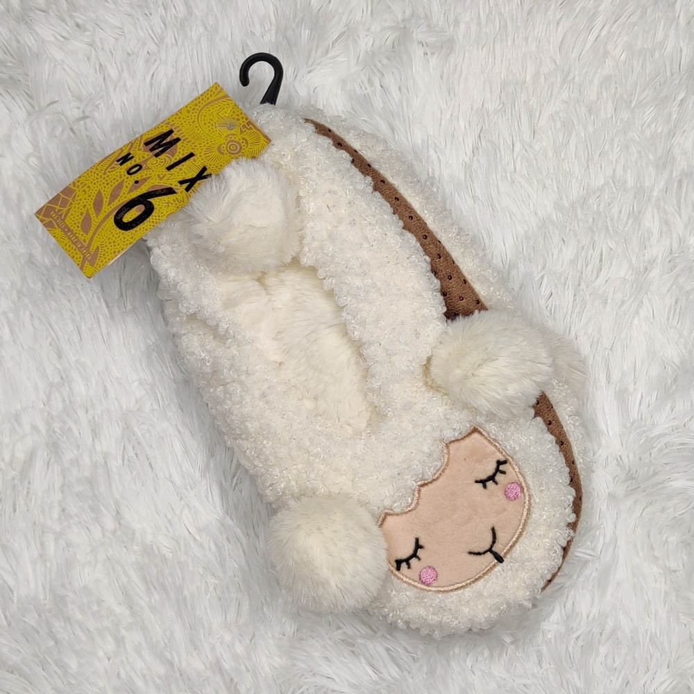 MIX NO.6 | Sheep Plush Slipper Socks with Grip - Picture 2 of 3